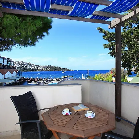 Resort Fleur Bay 4*
