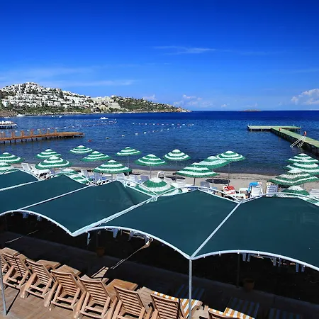 Fleur Bay Resort 4*