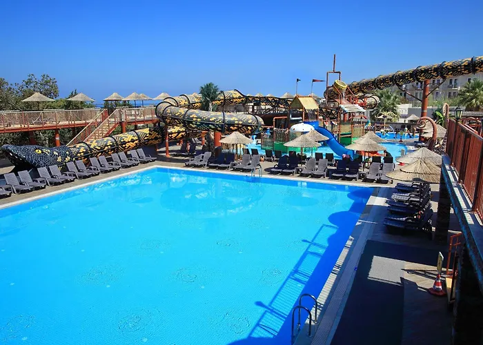 Fleur Bay 4* يالِكافاك