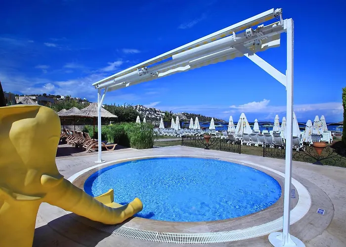 منتجع Fleur Bay يالِكافاك