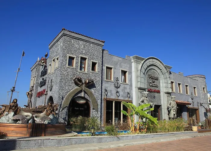 منتجع Fleur Bay 4*