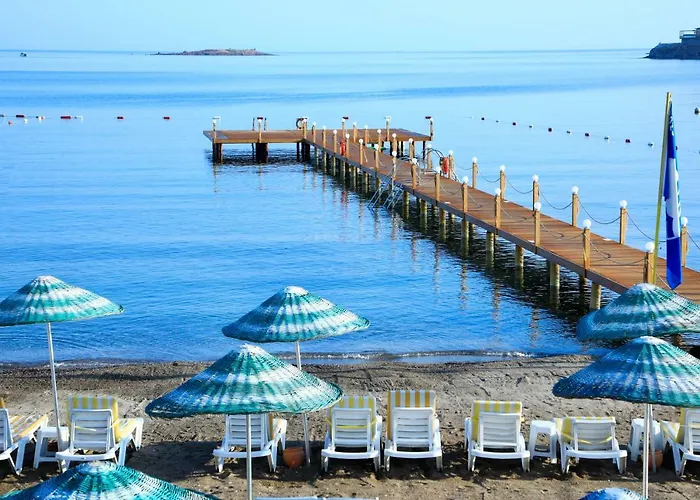 Fleur Bay يالِكافاك