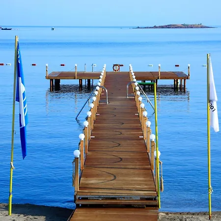 Resort Fleur Bay